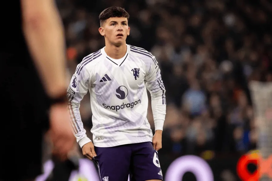 足球比分-记者：莱西今早再次与曼联一线队训练，卡里克有意提拔他