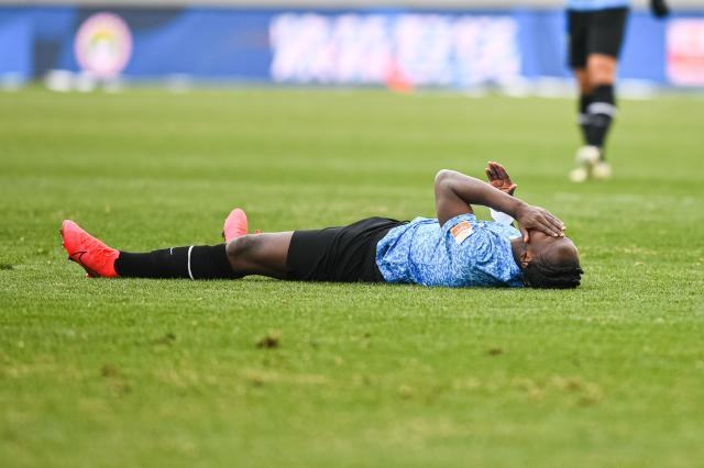 球探体育即时比分比分-大连人队三连败告别2021 想要保级看重庆队脸色